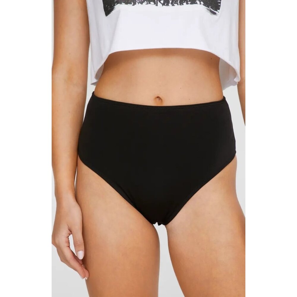 NASTY GAL Knicker Shorts In Black - Size 10